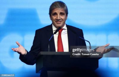 IF YOU’VE GOT IT, FLAUNT IT!