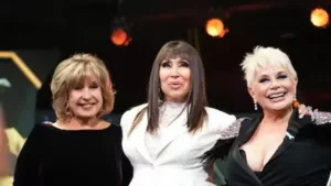 DEL ABRAZO PERÓN-BALBÍN, AL DE MORIA-GEORGINA